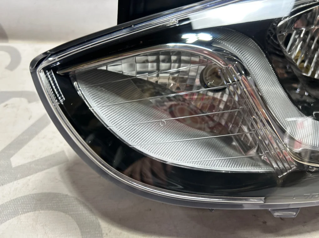Фара левая Hyundai Solaris 2010-2014 - миниатюра 3