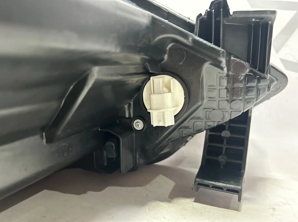 Фара левая Hyundai Solaris 2010-2014 - миниатюра 8