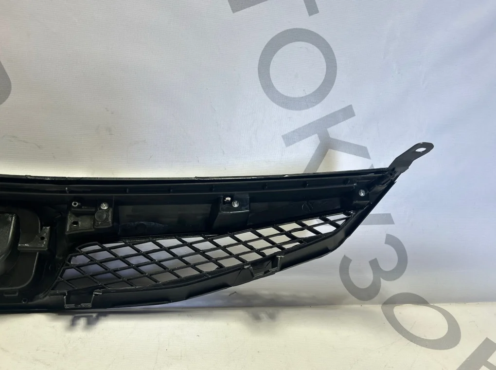 Решетка радиатора Honda Civic 2009-2011 - миниатюра 9