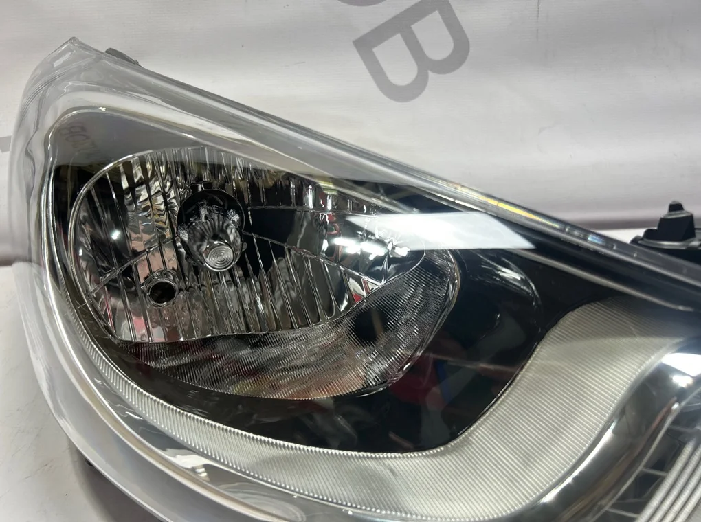 Фара правая Hyundai Solaris 2010-2014 - миниатюра 4