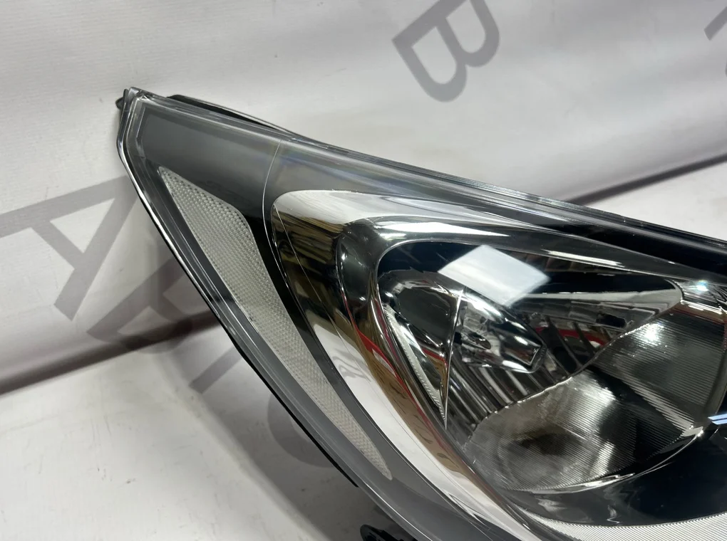 Фара правая Hyundai Solaris 2010-2014 - миниатюра 5