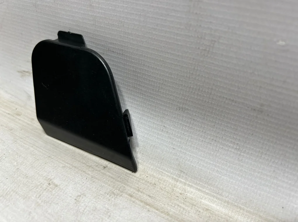 Заглушка буксировочного крюка Ford Focus 2011-2015 - миниатюра 5