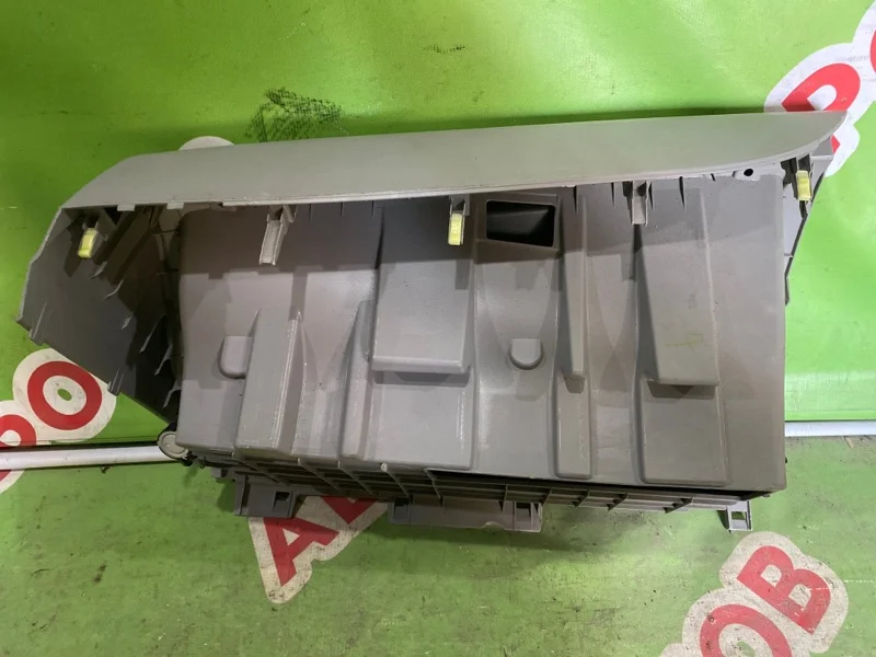 Бардачок Toyota Camry 2006-2011 - миниатюра 8