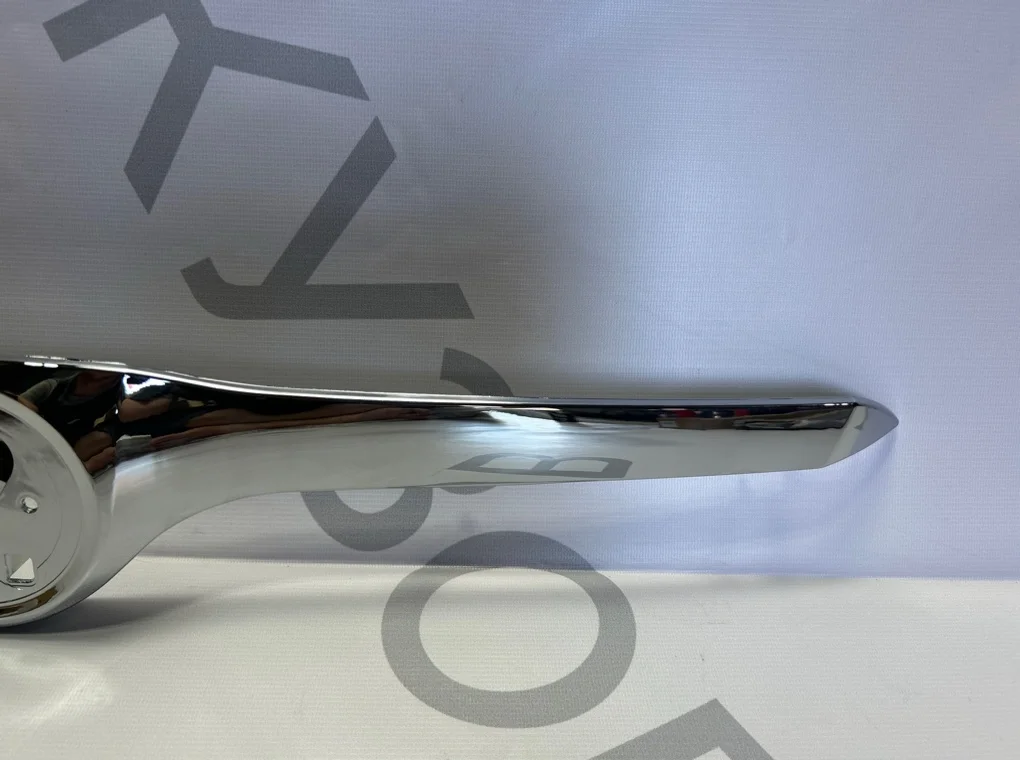 Молдинг капота Skoda Superb 2008-2013 - миниатюра 5