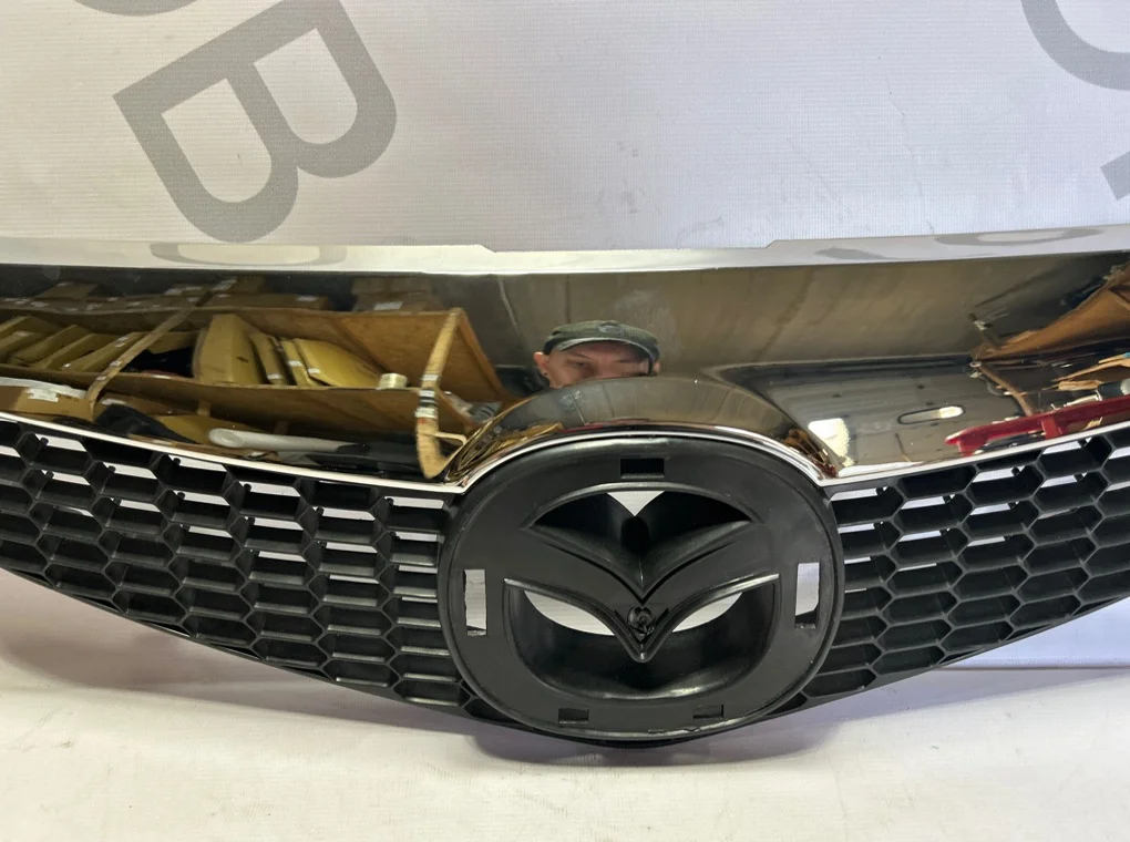 Решетка радиатора Mazda 6 2005-2007 - миниатюра 4