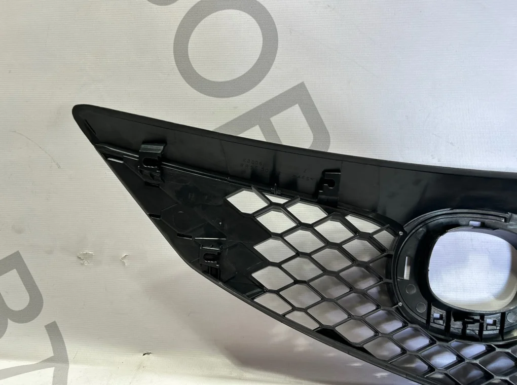 Решетка радиатора Mazda 3 2007-2009 - миниатюра 7
