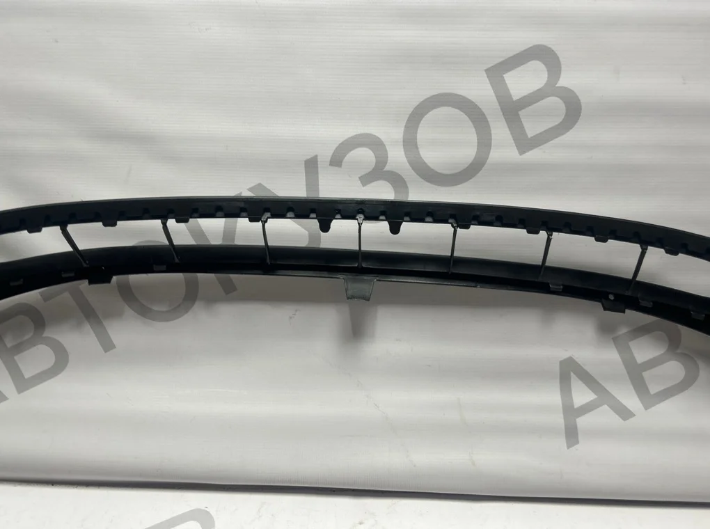 Юбка переднего бампера Ford Focus 2005-2008 - миниатюра 9