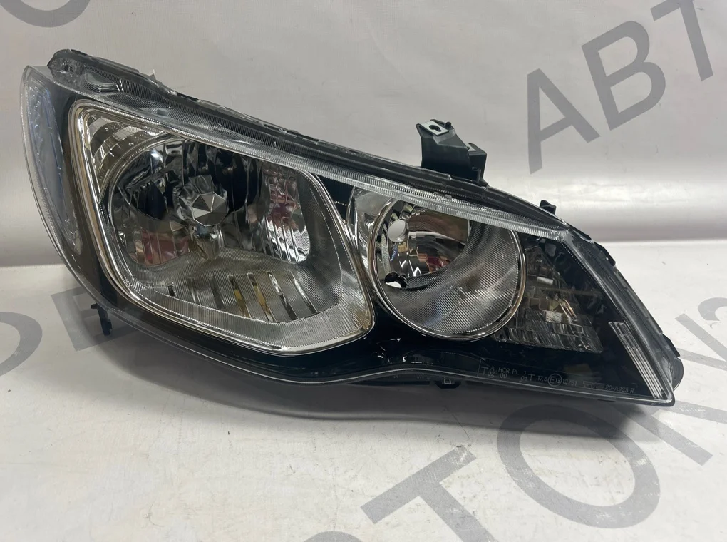 Фара правая Honda Civic 2005-2011 - изображение 1