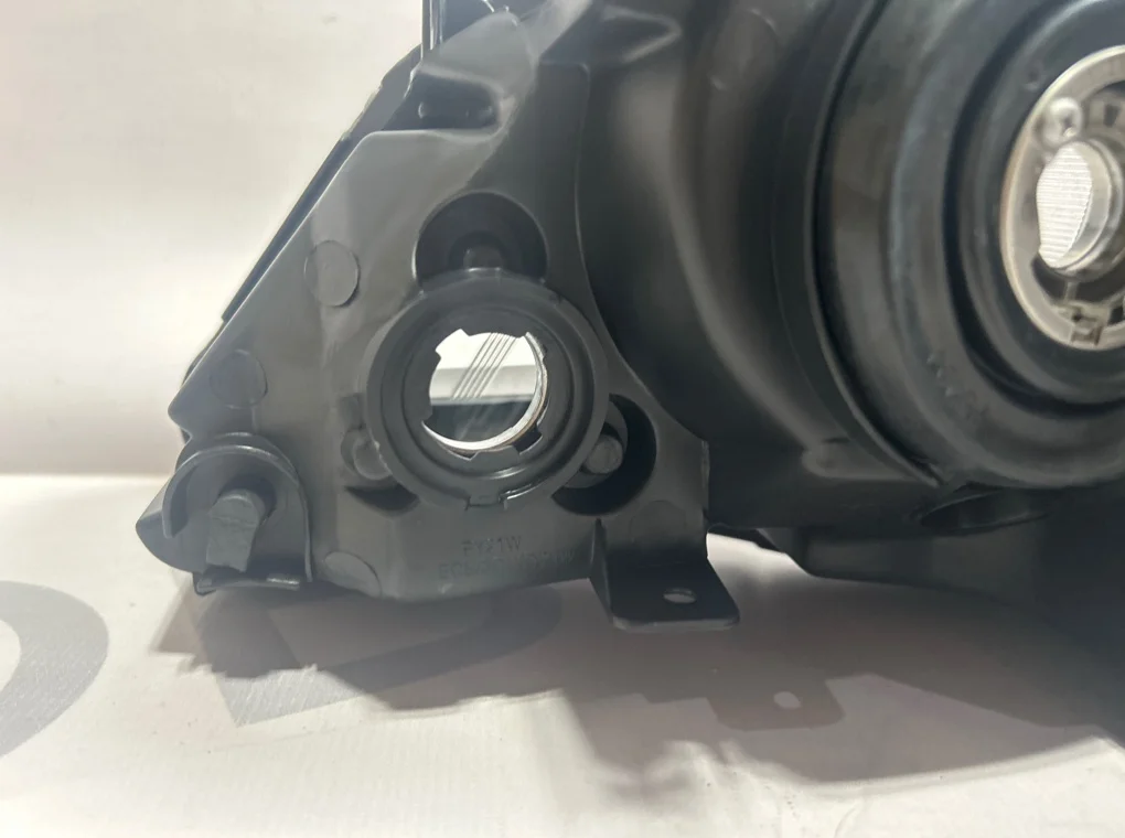 Фара правая Honda Civic 2005-2011 - миниатюра 9