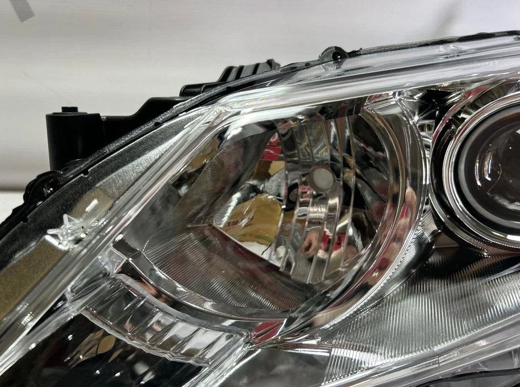 Фара левая Toyota Camry 2011-2014 - миниатюра 4