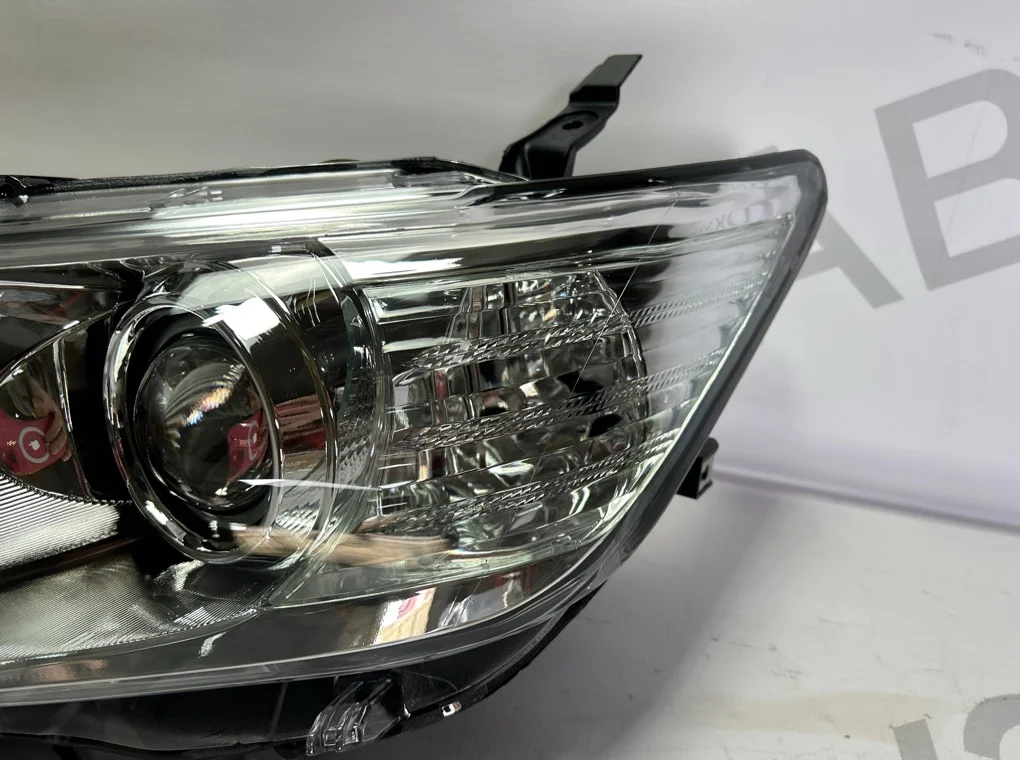 Фара левая Toyota Camry 2011-2014 - миниатюра 6