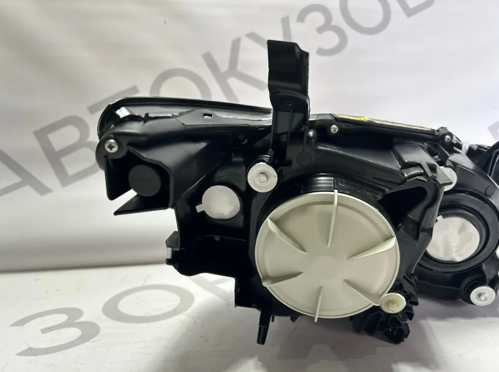Фара левая Toyota Camry 2011-2014 - миниатюра 8