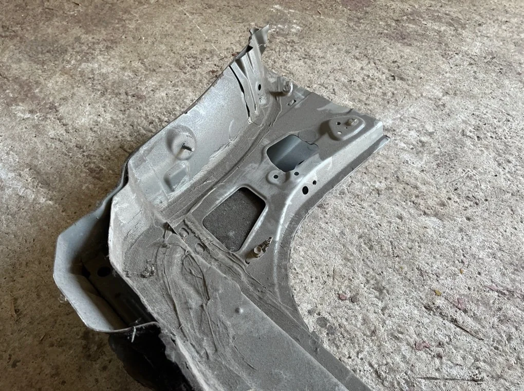 Порог правый Toyota Avensis 2003-2008 - миниатюра 12