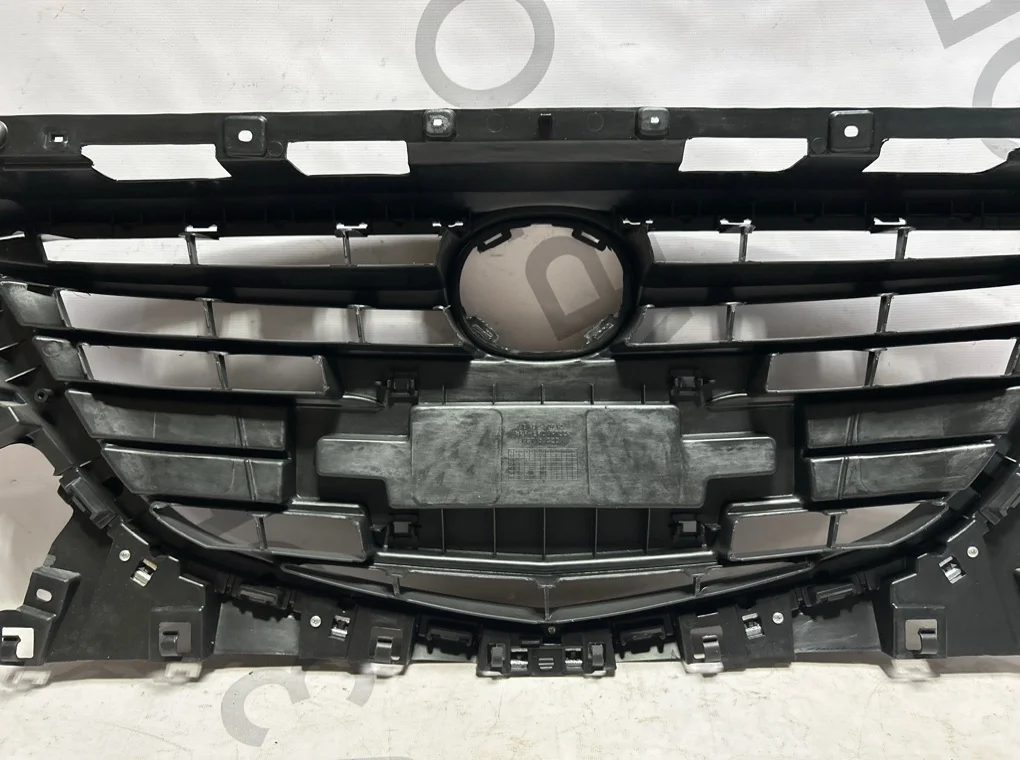 Решетка радиатора Mazda 3 2013-2015 - миниатюра 10