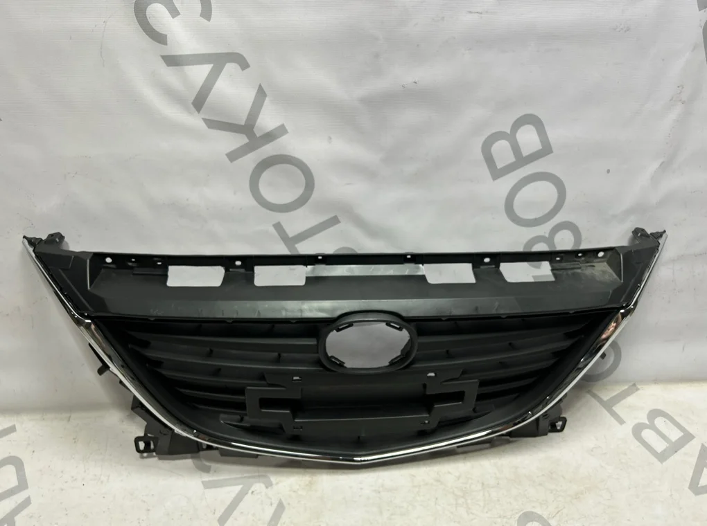 Решетка радиатора Mazda 3 2013-2015 - миниатюра 2