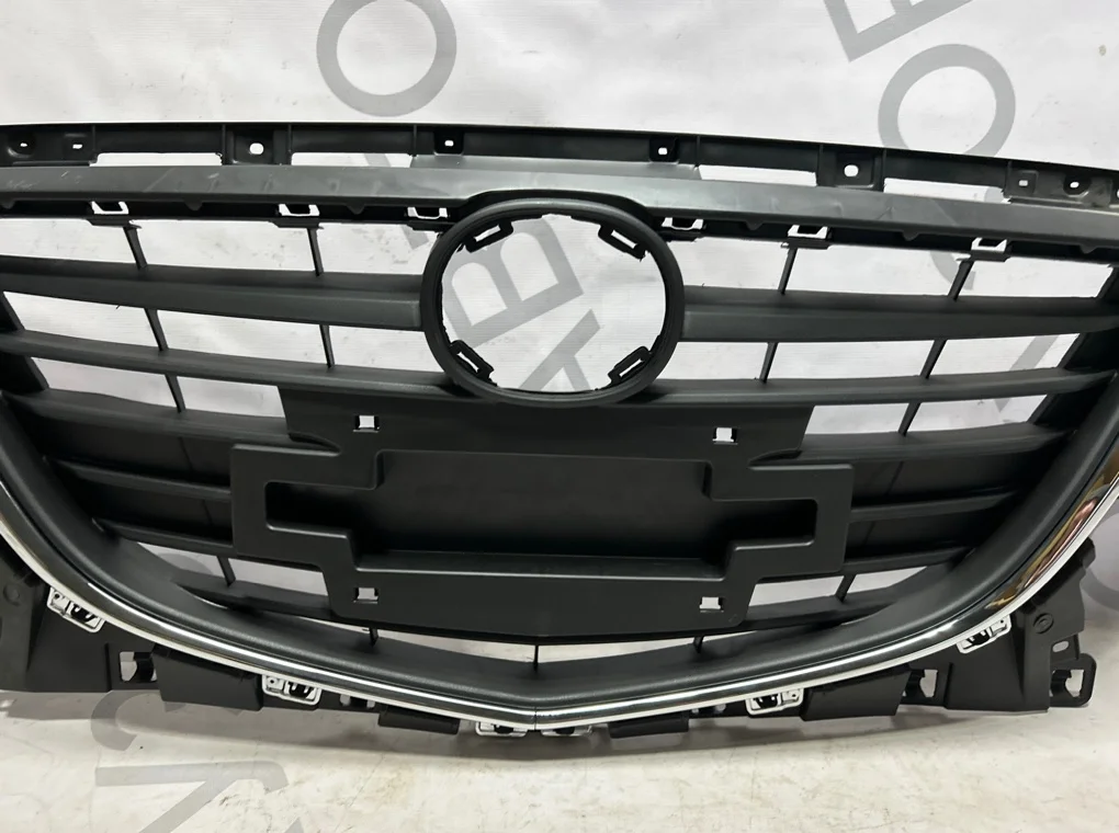 Решетка радиатора Mazda 3 2013-2015 - миниатюра 5