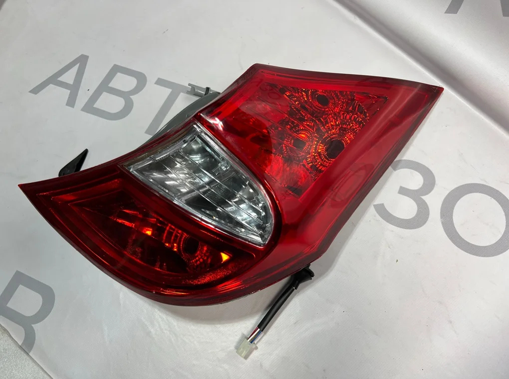 Фонарь задний правый Hyundai Solaris 2010-2017 - миниатюра 4