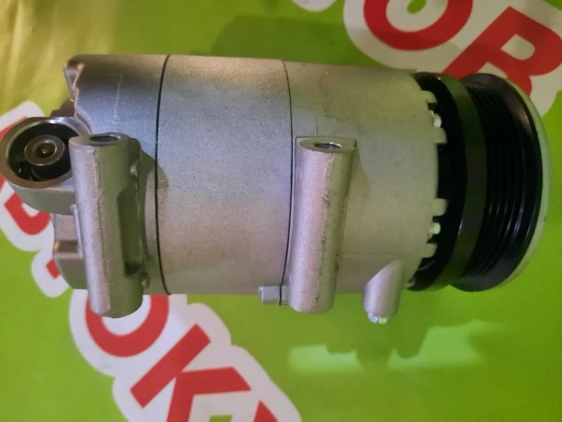 Компрессор кондиционера Ford Focus 2005-2011 - миниатюра 4