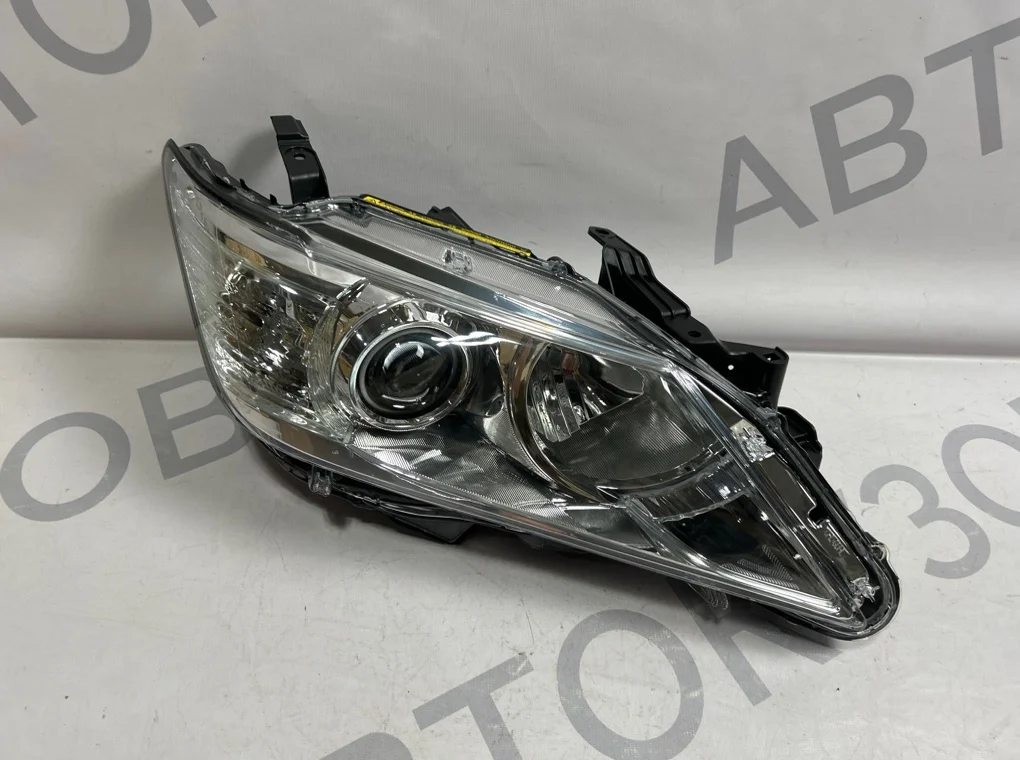 Фара правая Toyota Camry 2011-2014 - миниатюра 2