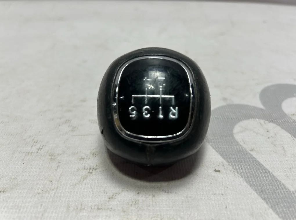 Рукоятка кулисы КПП Kia Ceed 2007-2012 - миниатюра 5
