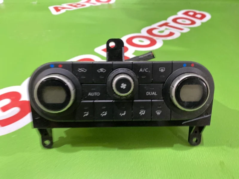 Блок управления климатической установкой Nissan Qashqai 2006-2013 - изображение 1