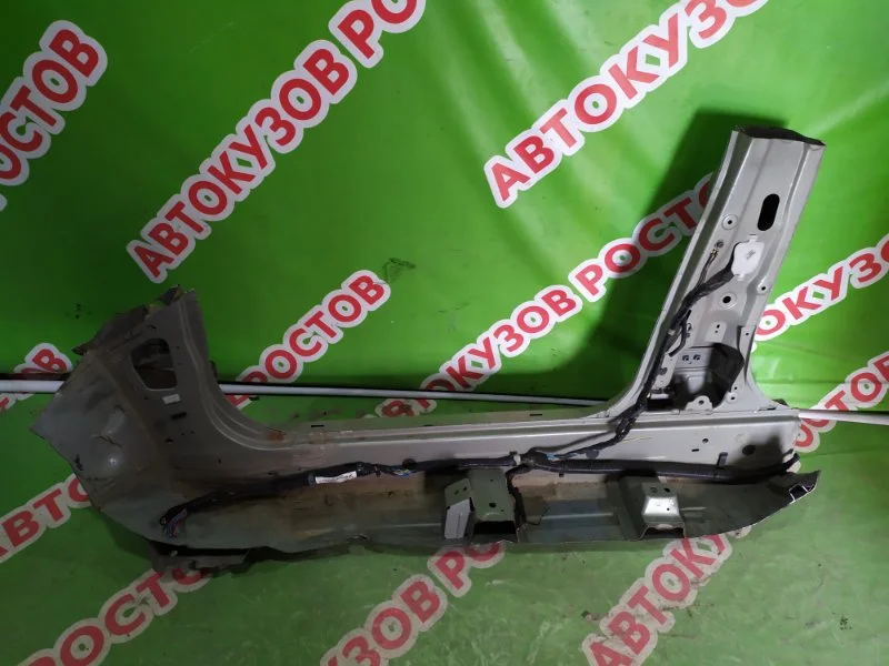 Порог правый Nissan Tiida 2008 - миниатюра 11