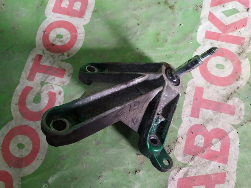 Кронштейн КПП левый Nissan Qashqai 2006-2013 - изображение 1