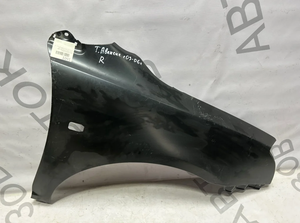 Крыло переднее правое Toyota Avensis 2003-2006 - миниатюра 2