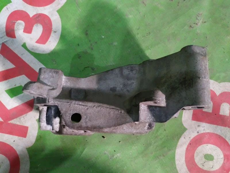 Кронштейн опоры двигателя Nissan Qashqai 2006-2013 - миниатюра 5