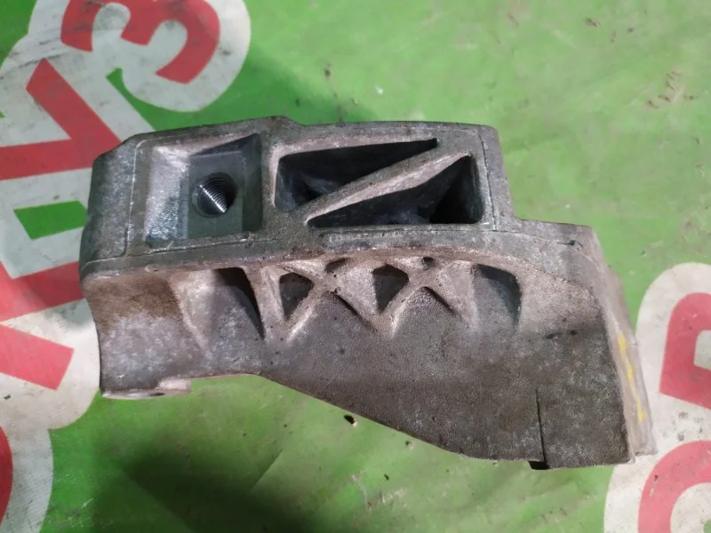 Кронштейн опоры двигателя Nissan Qashqai 2006-2013 - миниатюра 6