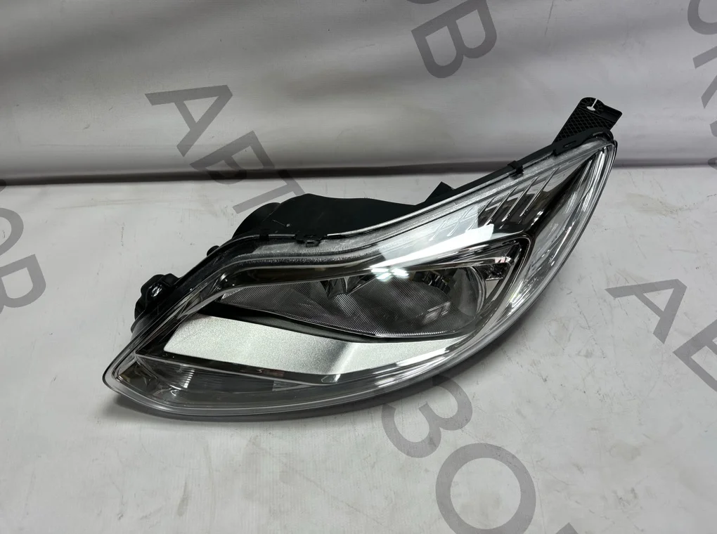 Фара левая Ford Focus 2011-2015 - миниатюра 2
