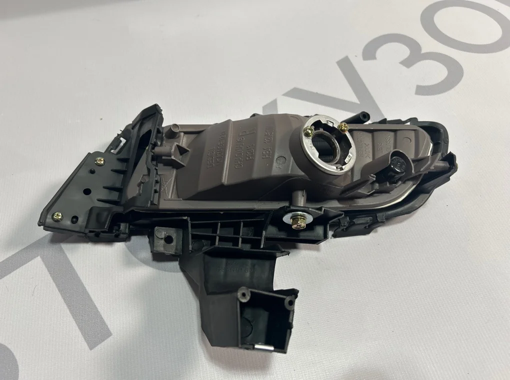 Фара противотуманная правая Mazda 3 2007-2009 - миниатюра 7