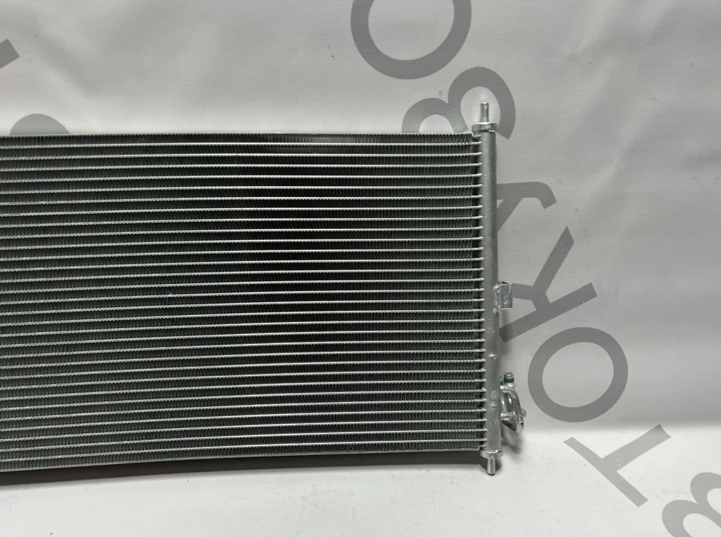 Радиатор кондиционера Nissan Almera 2000-2006 - миниатюра 4