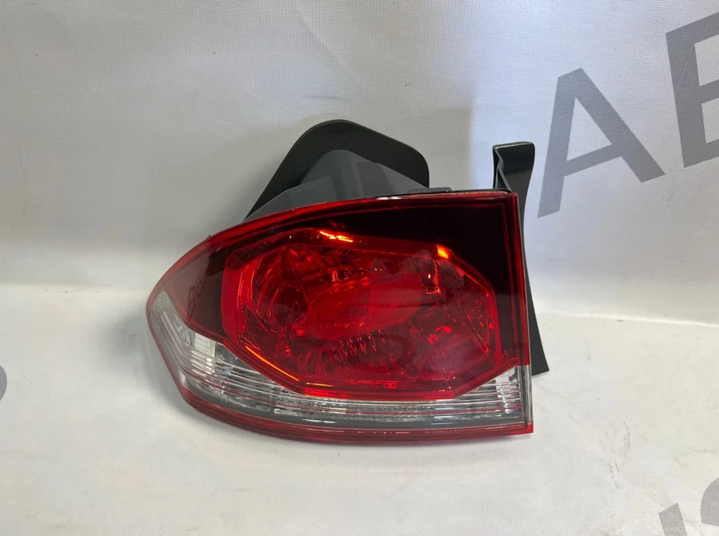 Фонарь задний левый наружный Honda Civic 2008-2011 - миниатюра 5