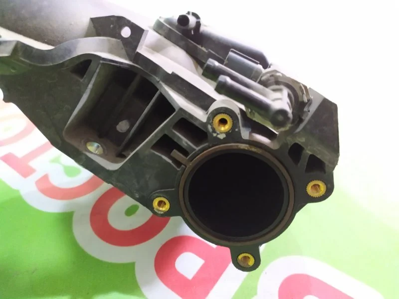Коллектор впускной Nissan Qashqai 2011 - миниатюра 4