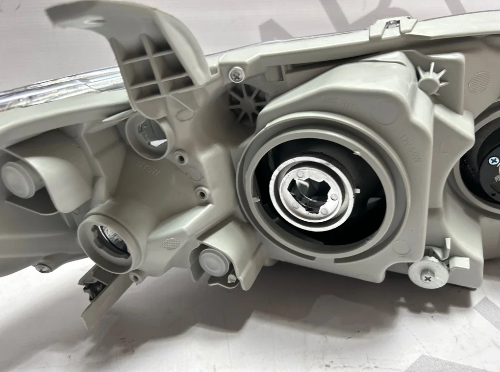 Фара левая Toyota Camry 2009-2011 - миниатюра 10