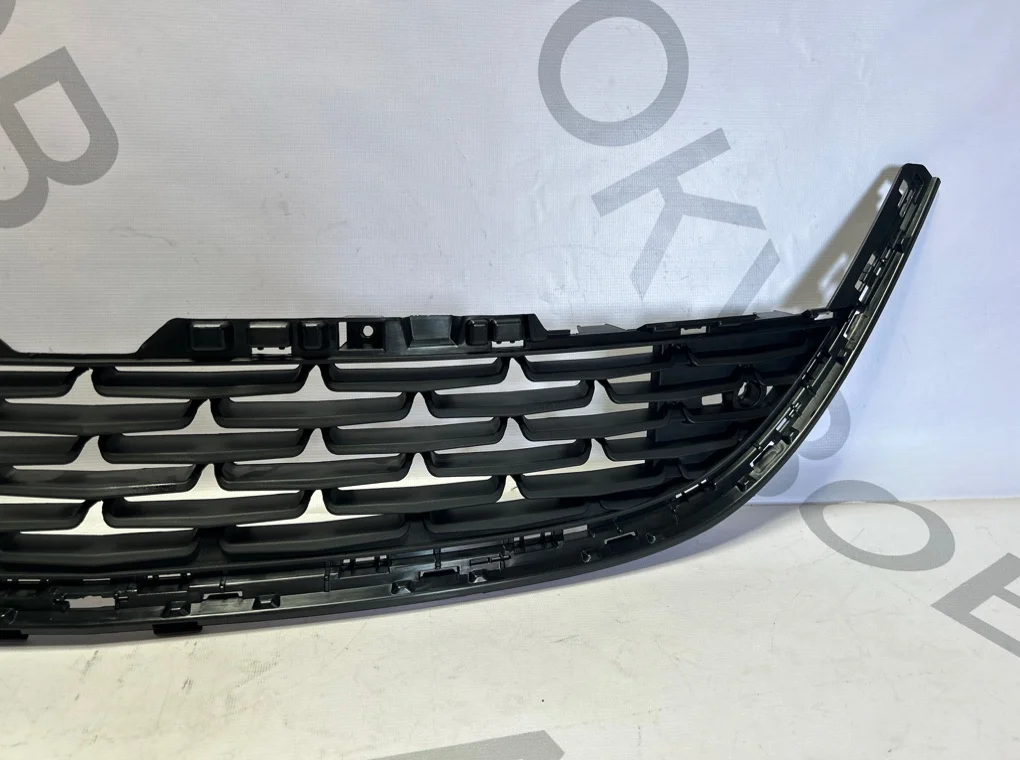 Решетка в бампер центральная Opel Astra 2012-2015 - миниатюра 5