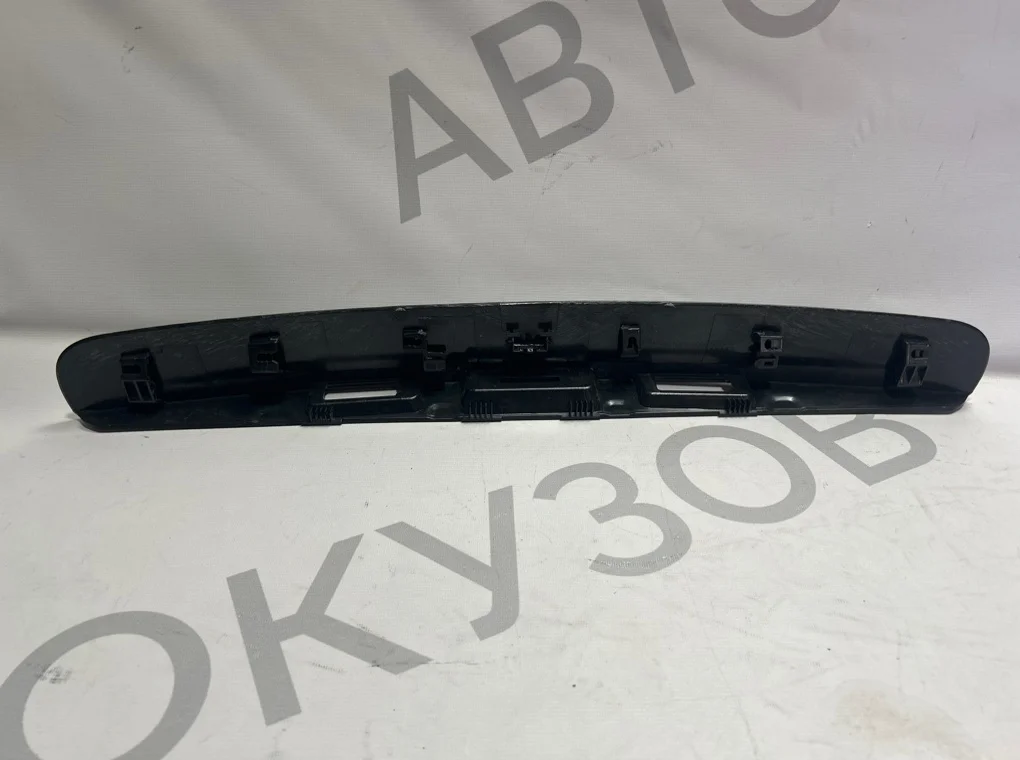 Накладка крышки/двери багажника Nissan Qashqai 2006-2013 - миниатюра 7