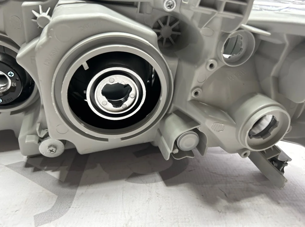 Фара правая Toyota Camry 2009-2011 - миниатюра 10
