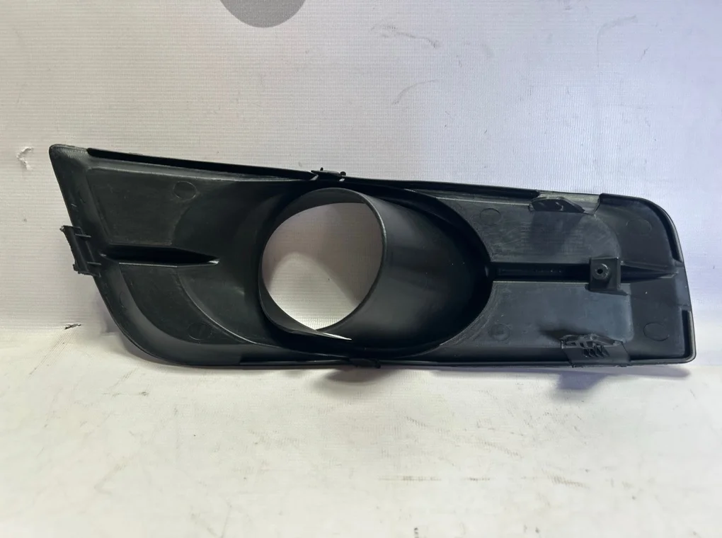 Рамка противотуманной фары правой Chevrolet Cruze 2009-2013 - миниатюра 5