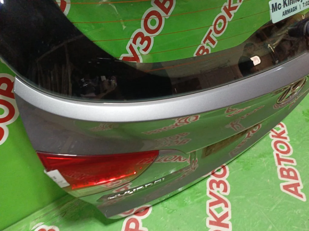 Крышка/дверь багажника Hyundai ix35 / Tucson 2010-2015 - миниатюра 7