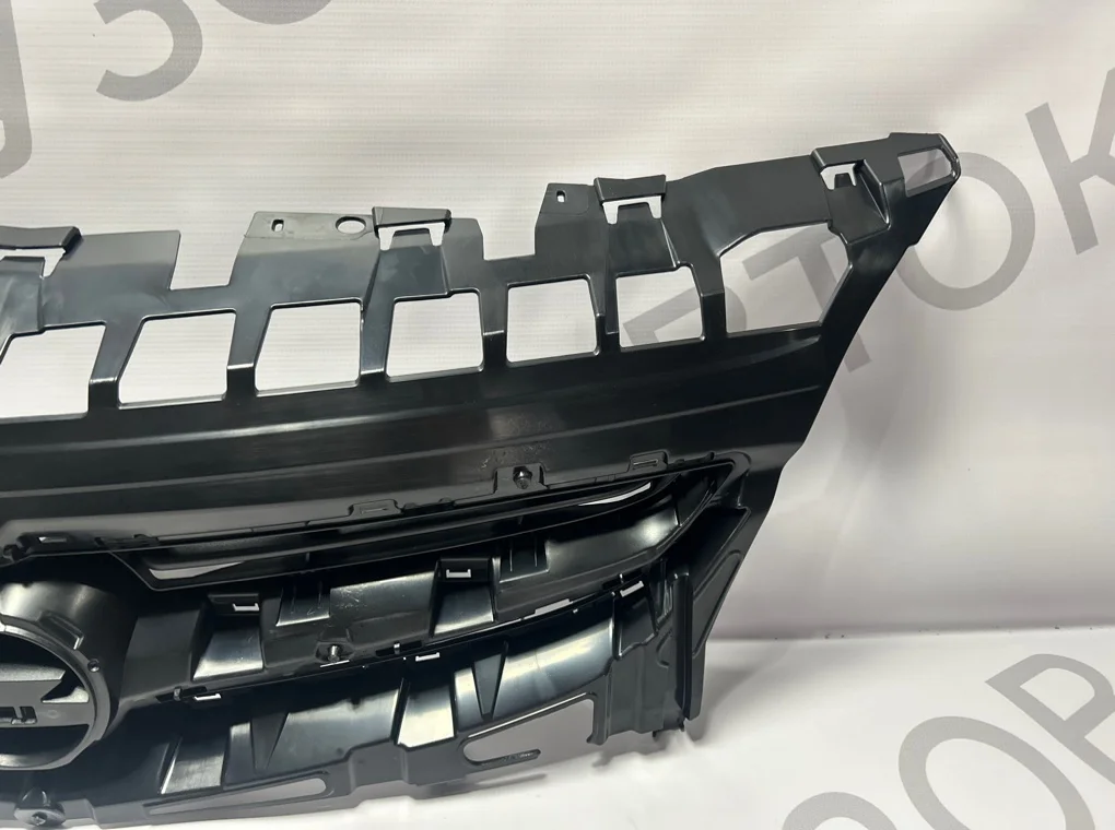 Решетка радиатора Opel Astra 2012-2017 - миниатюра 5