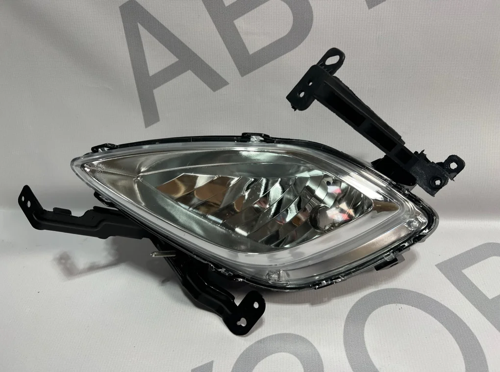 Фара противотуманная левая Hyundai Elantra 2011-2014 - миниатюра 9