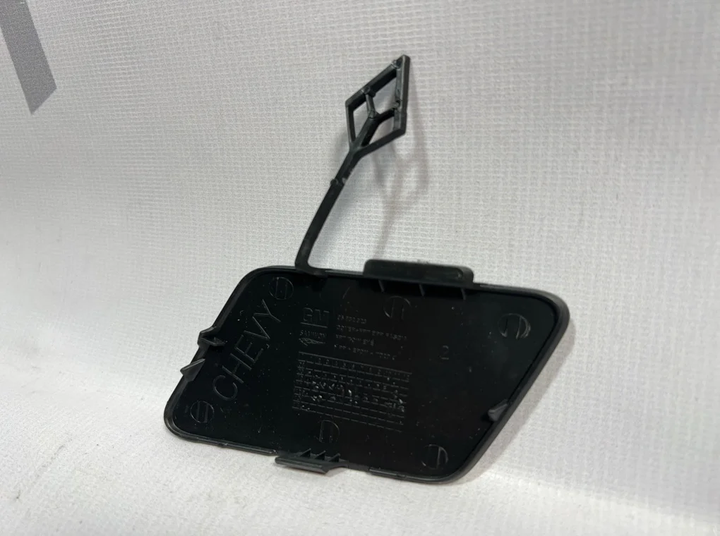 Заглушка буксировочного крюка Chevrolet Cruze 2009-2013 - миниатюра 5