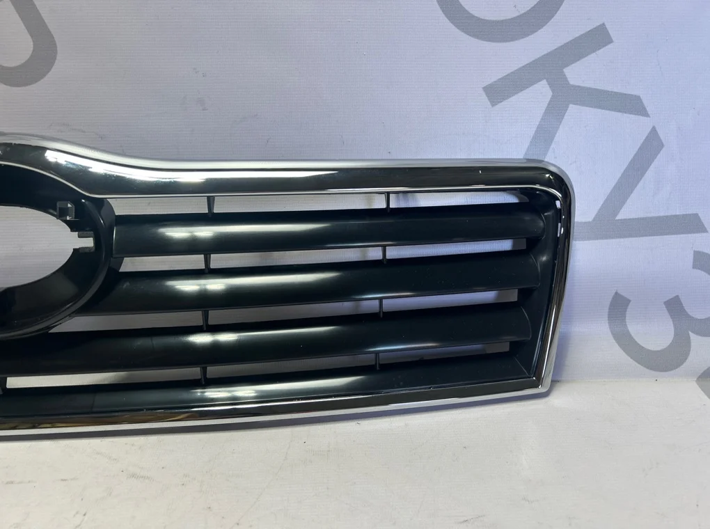 Решетка радиатора Toyota Avensis 2003-2006 - миниатюра 5