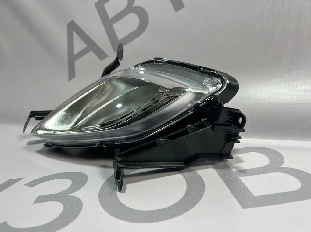 Фара противотуманная правая Hyundai Elantra 2011-2014 - миниатюра 4