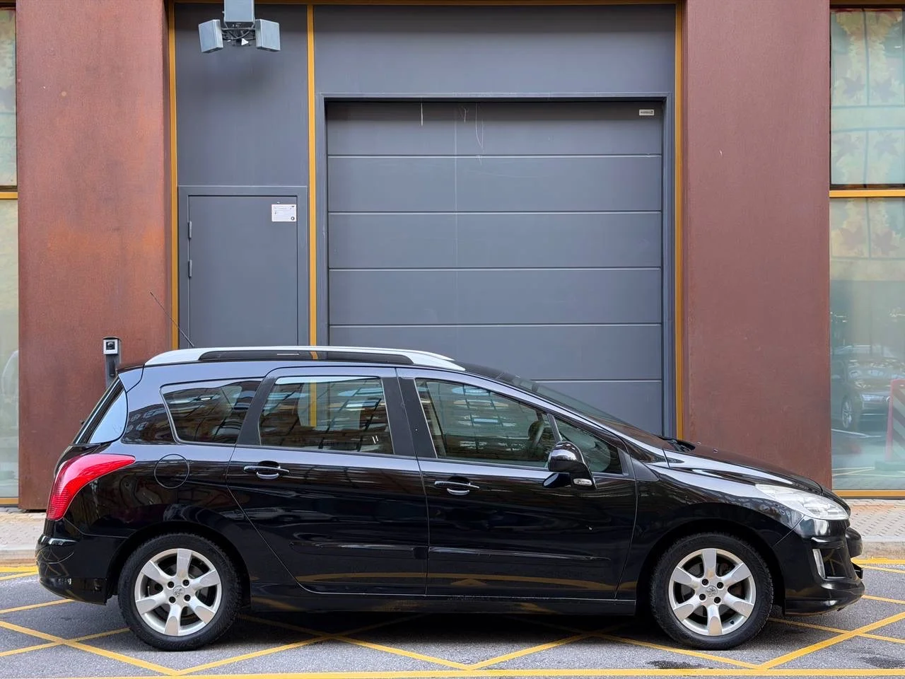 peugeuot 308 sw - миниатюра 6
