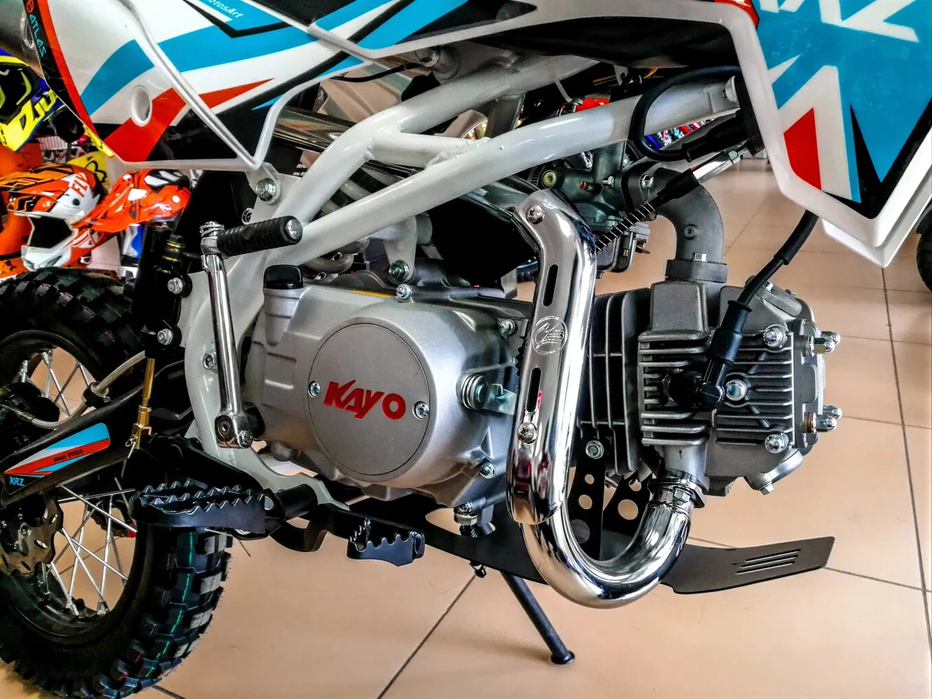 Мотоцикл питбайк Kayo Кайо Basic YX125 17/14 - миниатюра 4