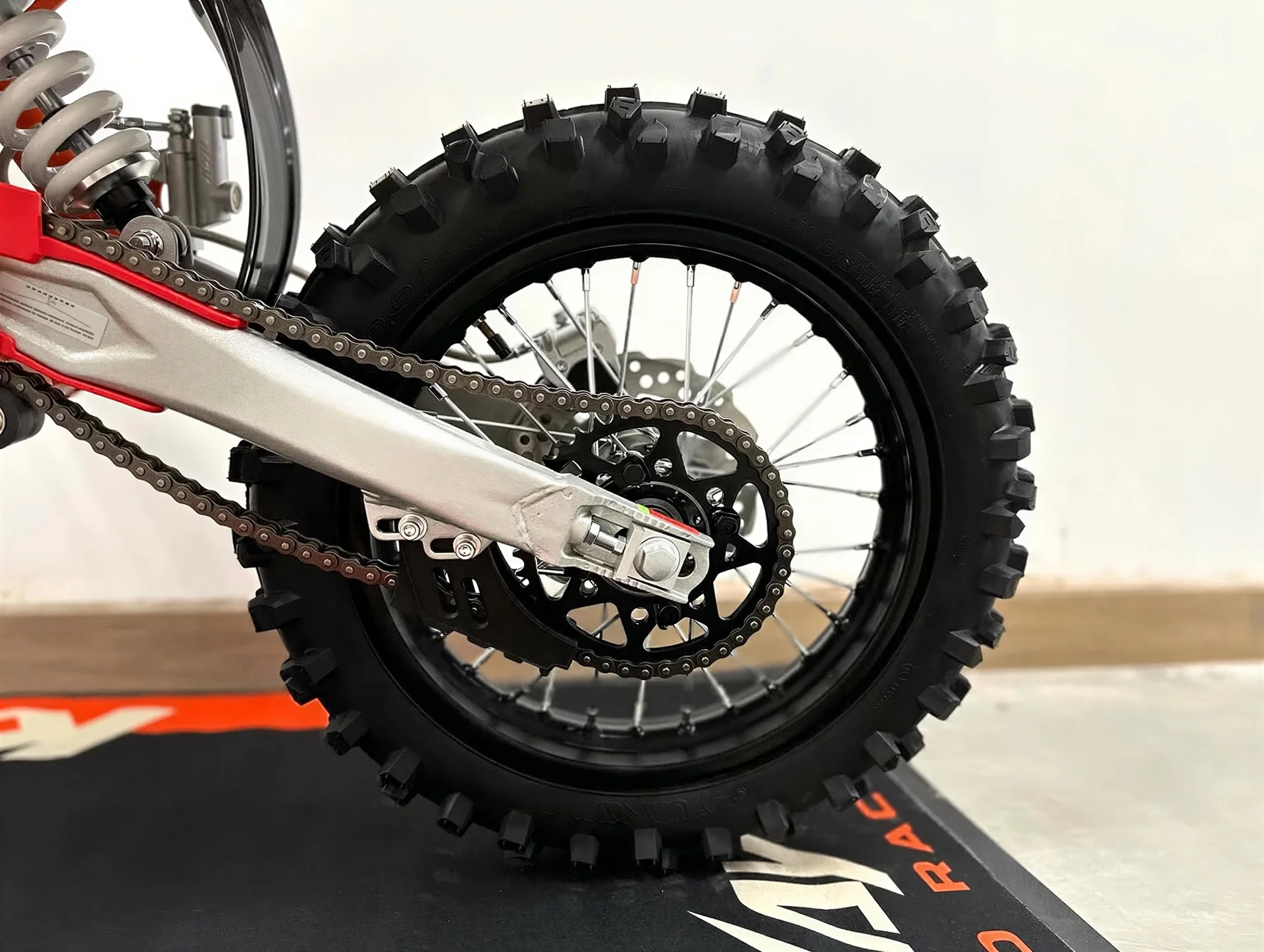 Мотоцикл питбайк Kayo Basic TT125 - миниатюра 6