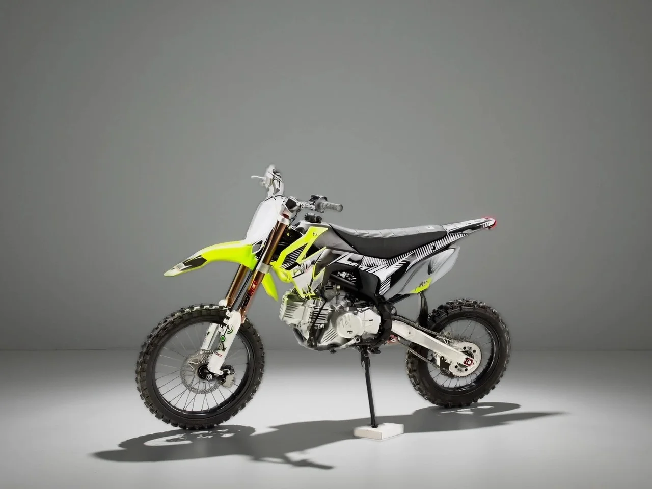 Мотоцикл питбайк PWR Racing FRZ 190 Pro - миниатюра 2